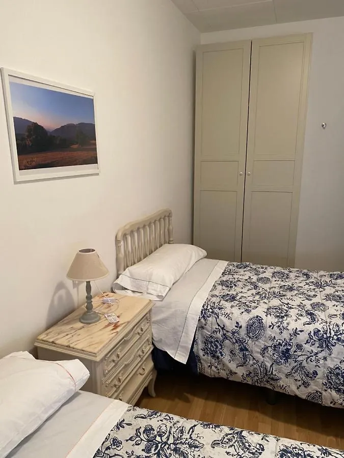 Hostal Casiano Camarasa Inn