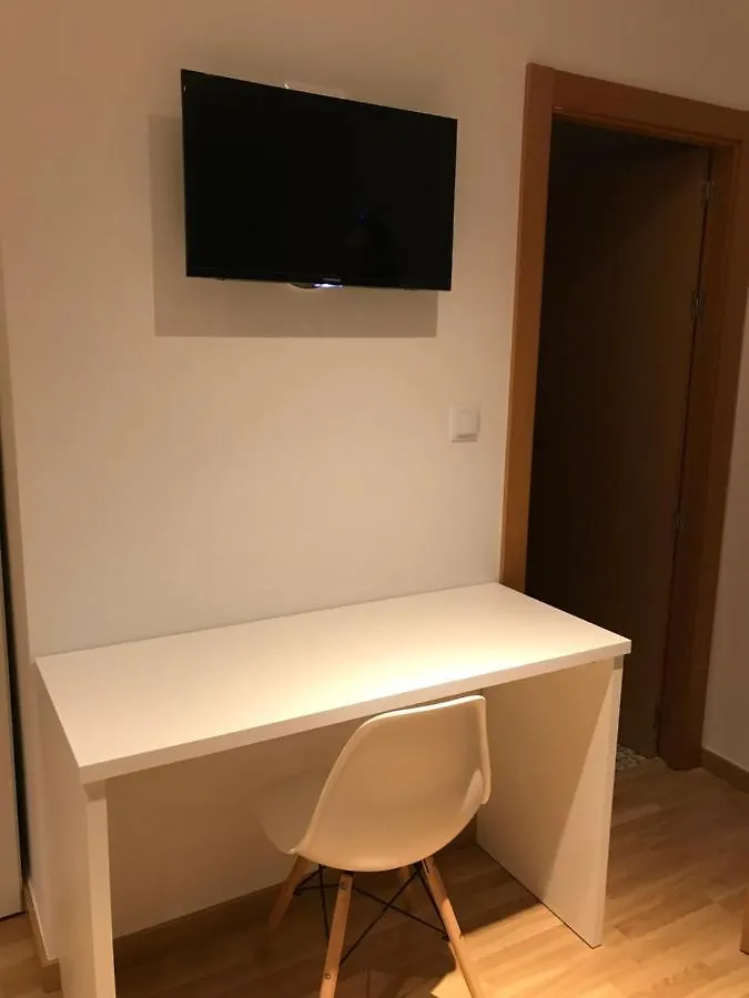 Hostal Casiano Camarasa Inn